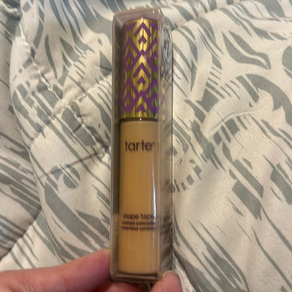Tarte shape tape